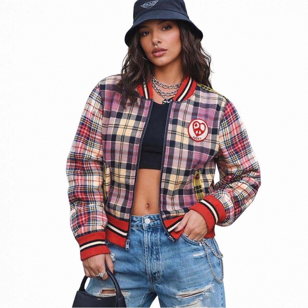Vintage Lucky Brand Patchwork Plaid
Bomber Jacket Y2K Streetwear
Medium